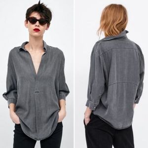 ✨HP✨Zara V Neck Shirt